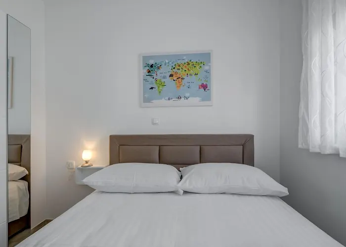 Miro\'S Apartments With Private Garden And Parking