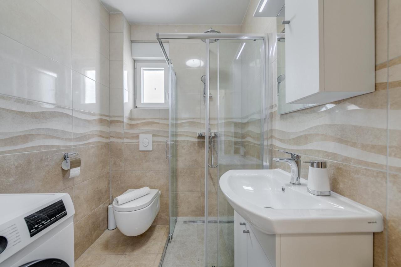 Miro's With Private Garden And Parking * Trogir
